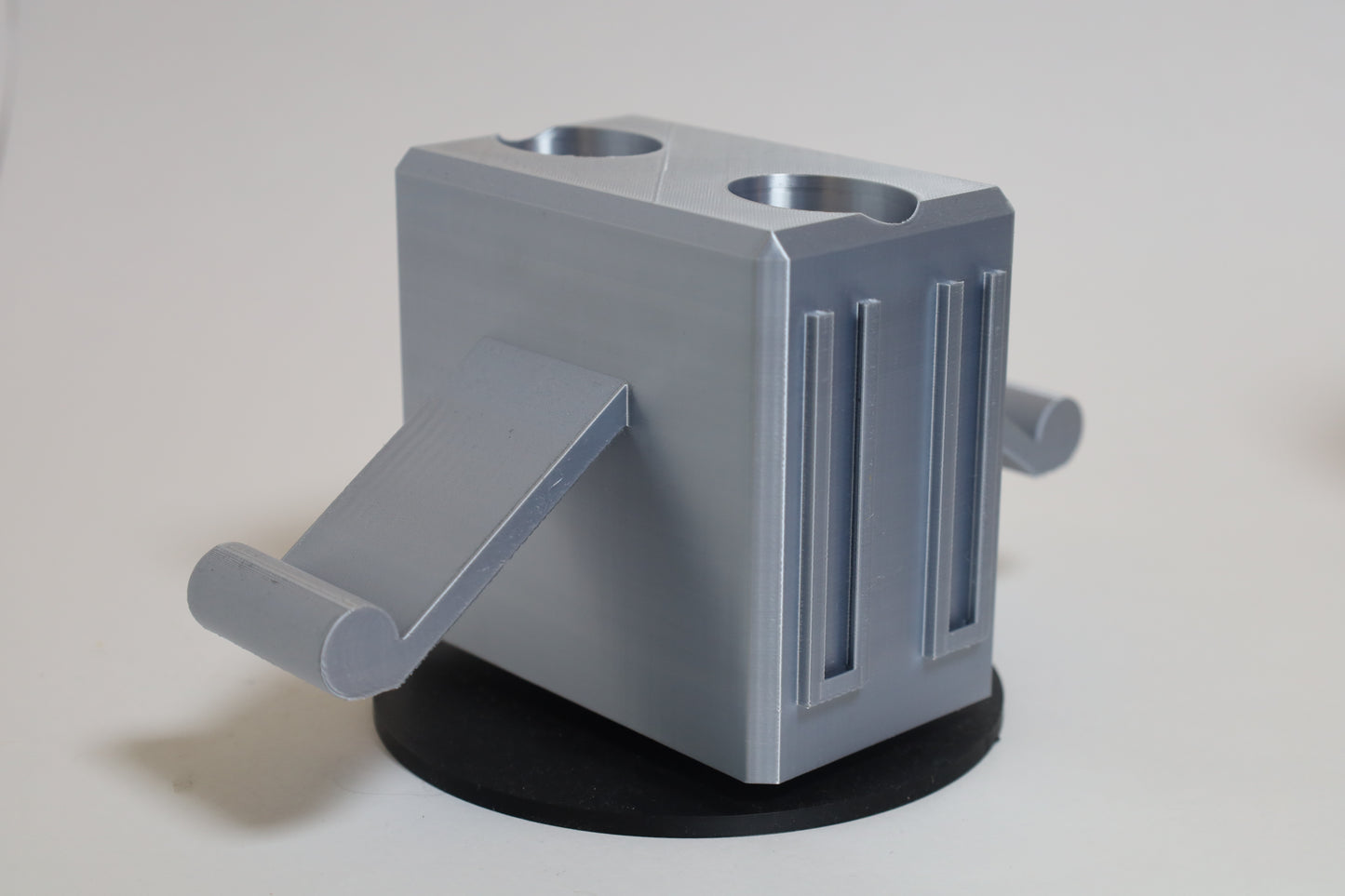 Multi-Controller Holder (3D Model)